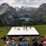 Le Festival Cirque au Sommet s'ouvre mardi à 14h à Crans-Montana avec le spectacle La Boule qui prendra place sur la scène altitude, installée à 2200 mètres. Ici, lors d'une précédente édition (archives).