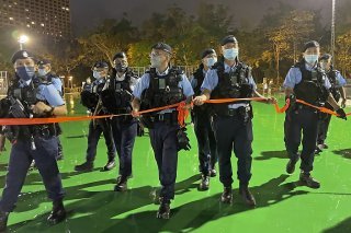 Le parc Victoria à Hong Kong, où se déroulaient les commémorations de la répression de Tiananmen, a été bouclé dès vendredi soir.