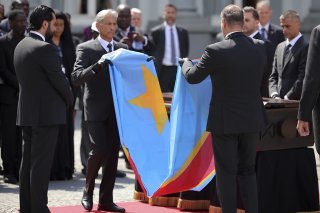 La Belgique a restitué à la République démocratique du Congo (RDC) une dent, seul reste de la dépouille de Patrice Lumumba.